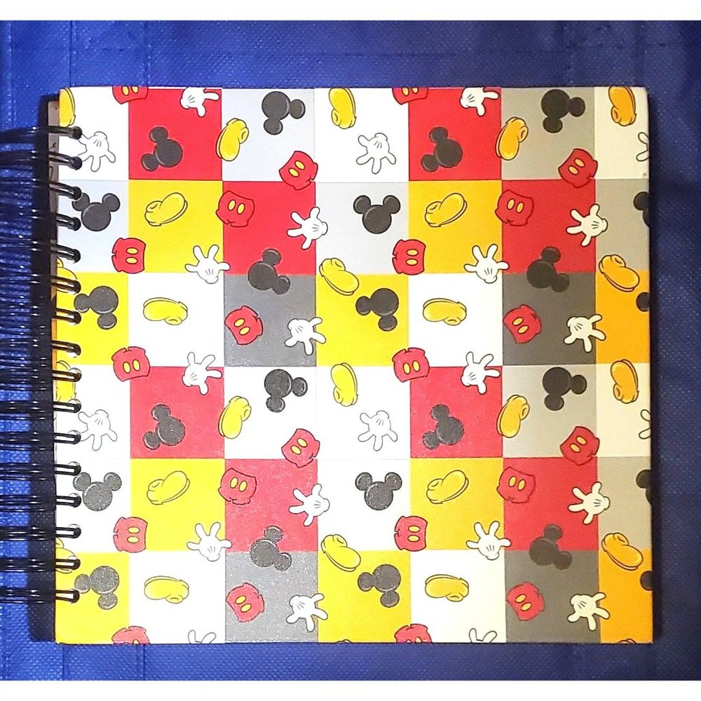 Disney Mickey Mouse‎ Spiral Scrapbook